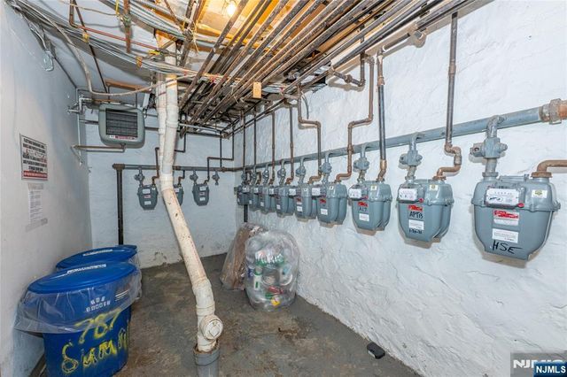 787 Summit Avenue 11, Jersey City, NJ 07307