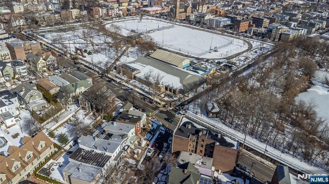 787 Summit Avenue 11, Jersey City, NJ 07307