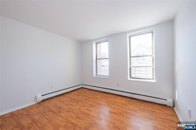 787 Summit Avenue 11, Jersey City, NJ 07307