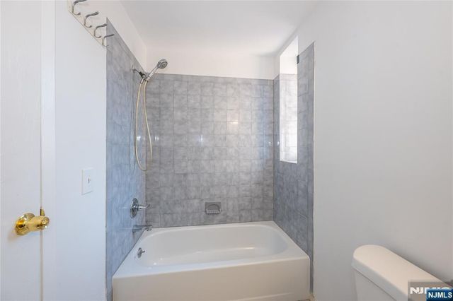 787 Summit Avenue 11, Jersey City, NJ 07307