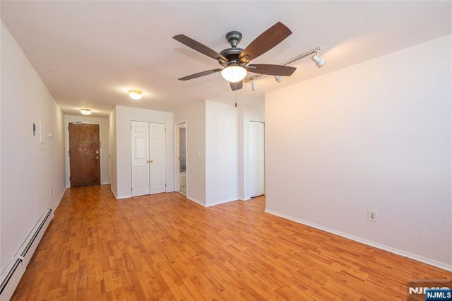787 Summit Avenue 11, Jersey City, NJ 07307