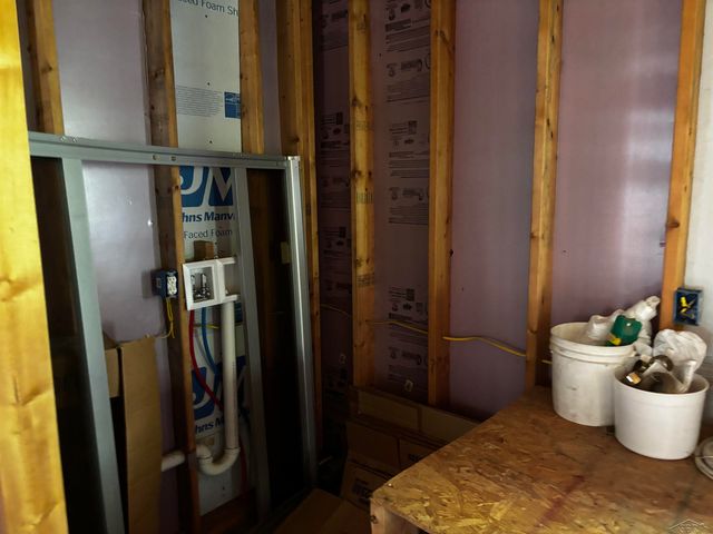 419 E Bradford Road, Midland, MI 48640