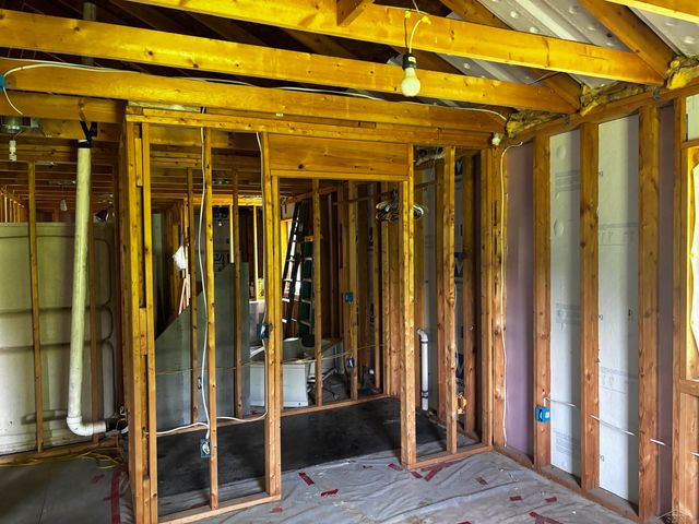 419 E Bradford Road, Midland, MI 48640