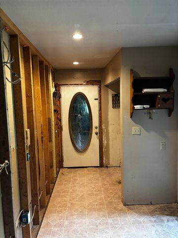 419 E Bradford Road, Midland, MI 48640