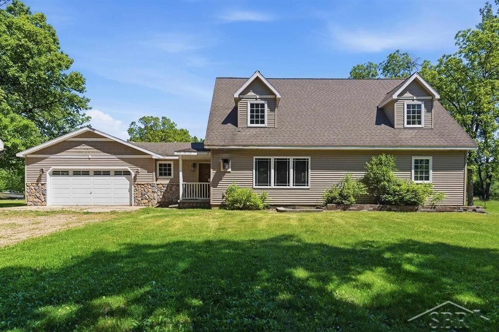 419 E Bradford Road, Midland, MI 48640