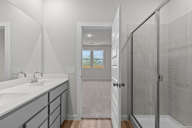 9975 Chavaneaux Lndg, San Antonio, TX 78221