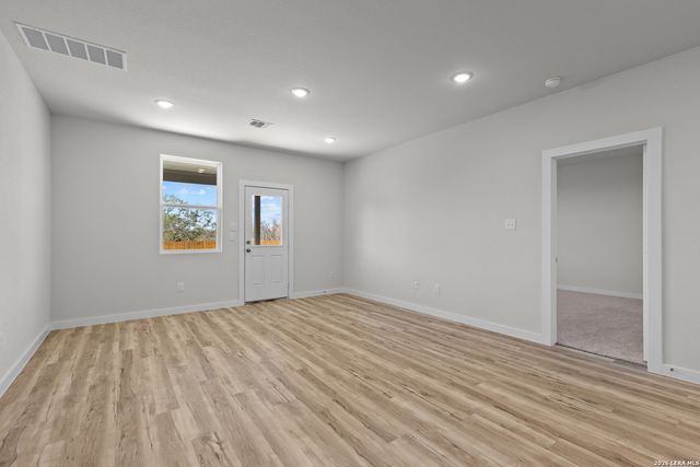 9975 Chavaneaux Lndg, San Antonio, TX 78221