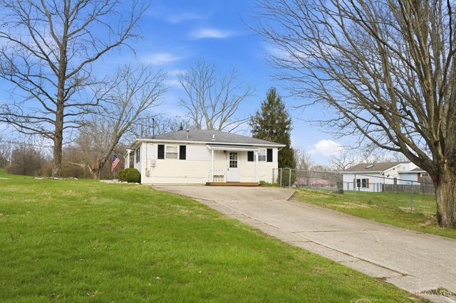 15 Sunny Lane, Hamilton Twp, OH 45065