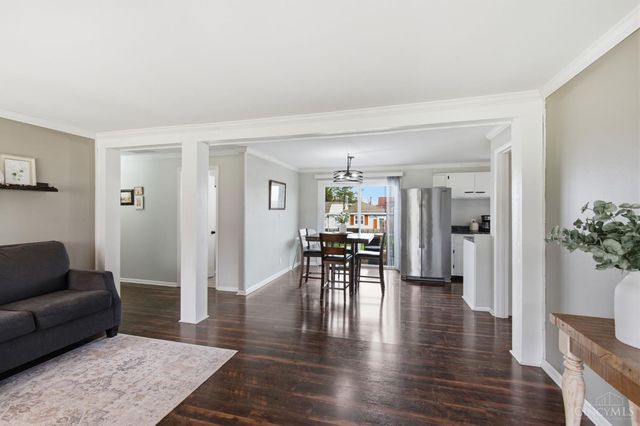 15 Sunny Lane, Hamilton Twp, OH 45065