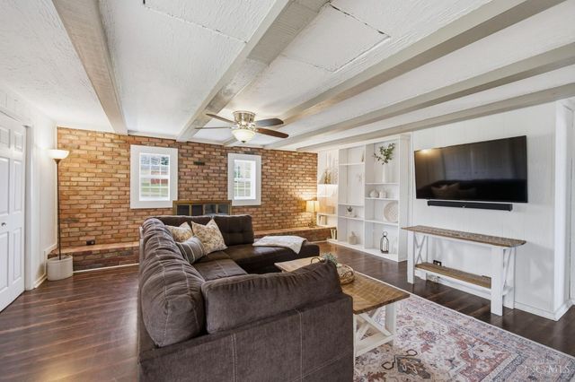 15 Sunny Lane, Hamilton Twp, OH 45065