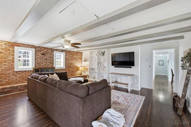 15 Sunny Lane, Hamilton Twp, OH 45065