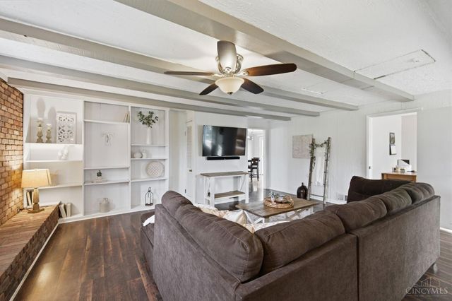 15 Sunny Lane, Hamilton Twp, OH 45065