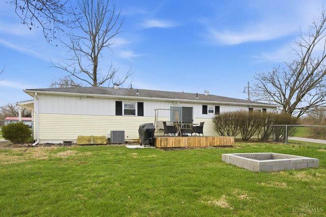 15 Sunny Lane, Hamilton Twp, OH 45065