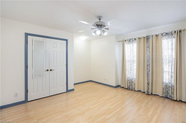 320 Spider Lily LN, Naples, FL 34119