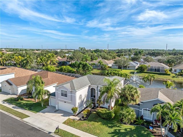 320 Spider Lily LN, Naples, FL 34119