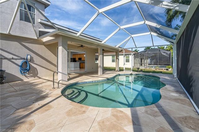 320 Spider Lily LN, Naples, FL 34119