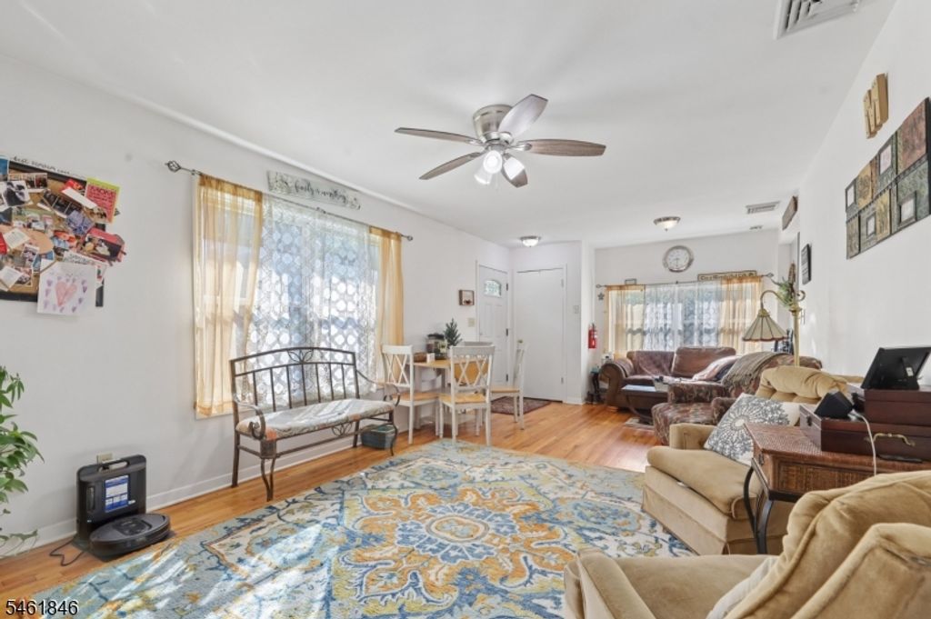 341 Skyline Dr, Ringwood Boro, NJ 07456 — photo 3