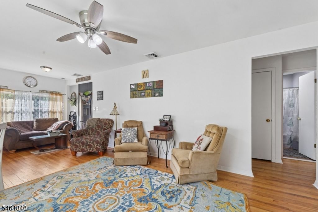 341 Skyline Dr, Ringwood Boro, NJ 07456 — photo 4