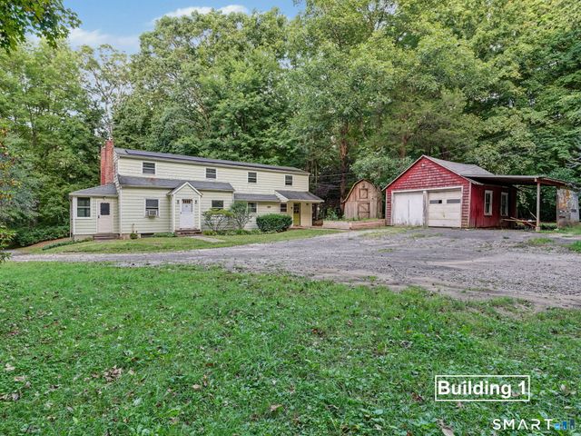 25-35-37 Mills Lane, Easton, CT 06612