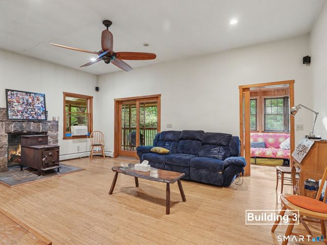 25-35-37 Mills Lane, Easton, CT 06612