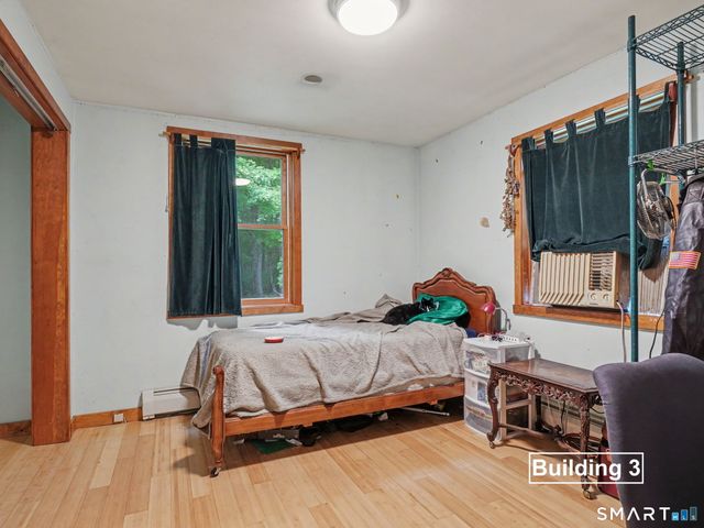 25-35-37 Mills Lane, Easton, CT 06612