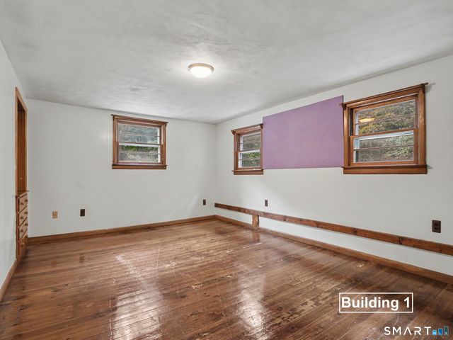 25-35-37 Mills Lane, Easton, CT 06612