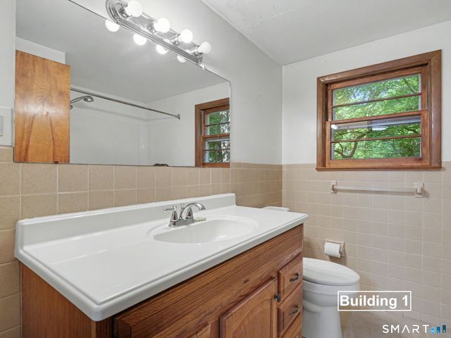 25-35-37 Mills Lane, Easton, CT 06612
