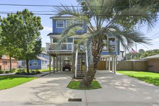 521 Pine Road, Clear Lake Shores, TX 77565