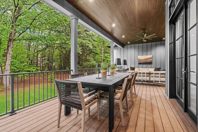 3341 Gaslight Lane, Saugatuck Twp, MI 49453
