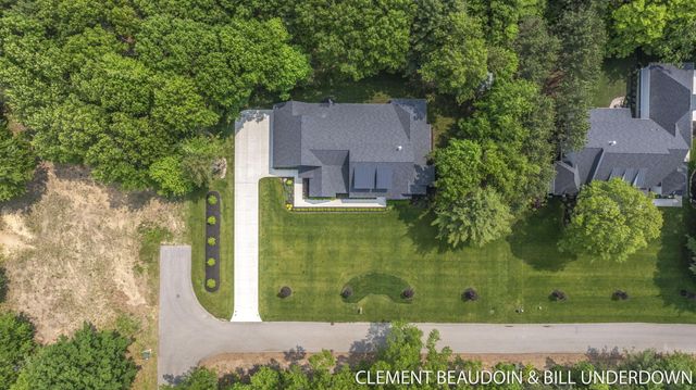 3341 Gaslight Lane, Saugatuck Twp, MI 49453