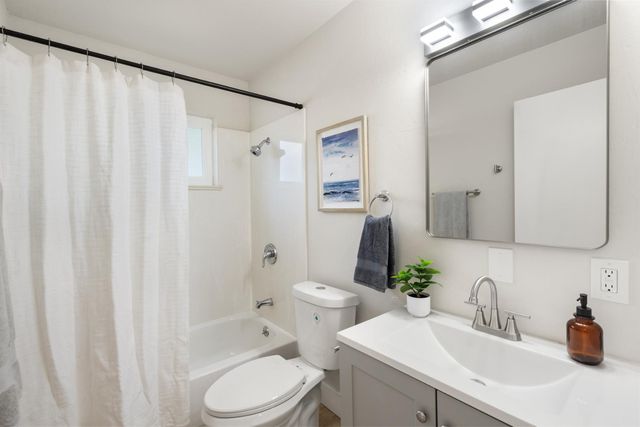 1816 Wildwood Way, Roseville, CA 95661