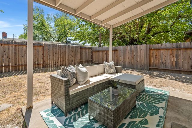 1816 Wildwood Way, Roseville, CA 95661