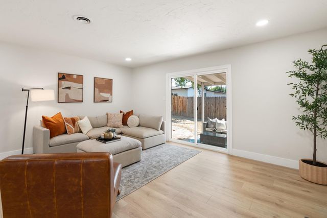 1816 Wildwood Way, Roseville, CA 95661