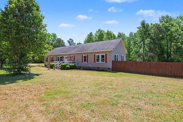 921 Sweet Raspberry Lane, Lillington, NC 27546