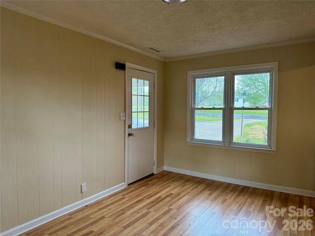 6257 W NC 10 Highway, Hickory, NC 28602