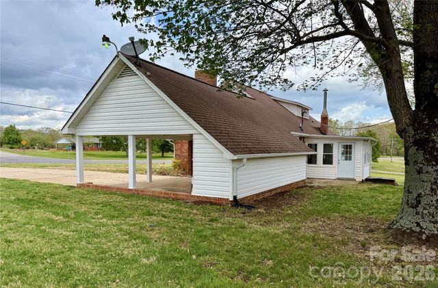 6257 W NC 10 Highway, Hickory, NC 28602