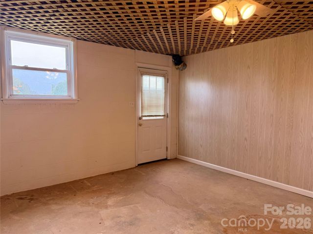 6257 W NC 10 Highway, Hickory, NC 28602