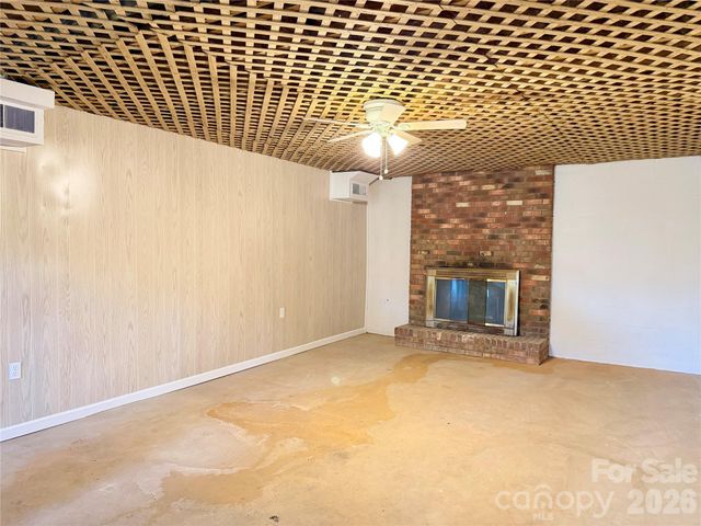 6257 W NC 10 Highway, Hickory, NC 28602