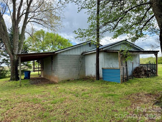 6257 W NC 10 Highway, Hickory, NC 28602