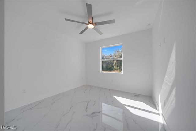 18 W 18th ST, Lehigh Acres, FL 33972