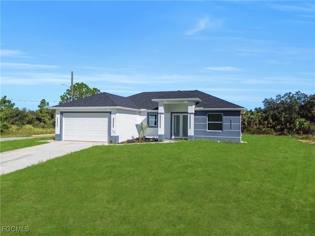 18 W 18th ST, Lehigh Acres, FL 33972