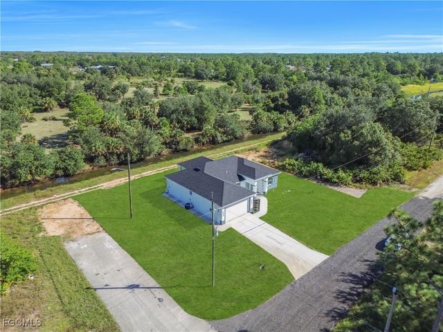 18 W 18th ST, Lehigh Acres, FL 33972