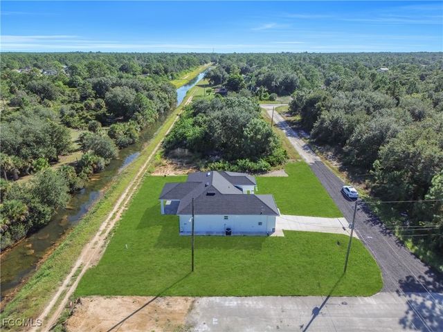 18 W 18th ST, Lehigh Acres, FL 33972