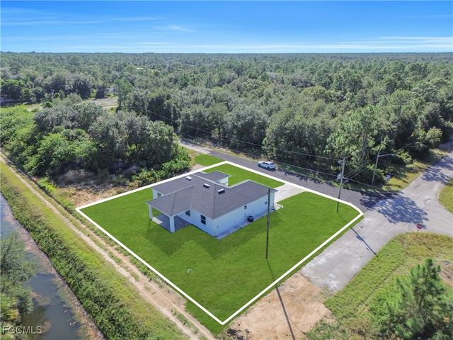 18 W 18th ST, Lehigh Acres, FL 33972