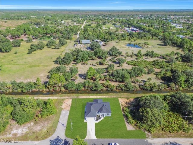 18 W 18th ST, Lehigh Acres, FL 33972