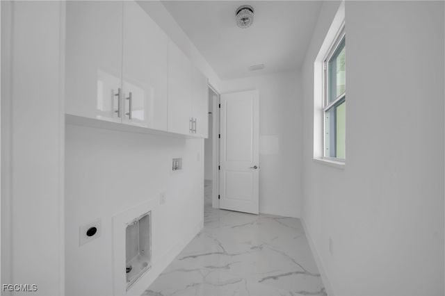 18 W 18th ST, Lehigh Acres, FL 33972