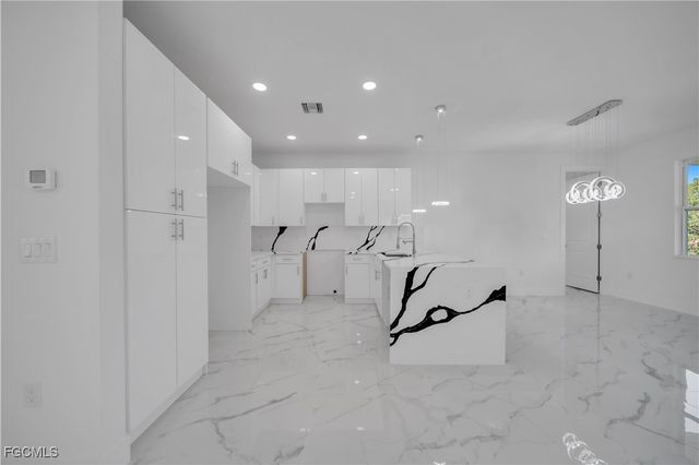 18 W 18th ST, Lehigh Acres, FL 33972