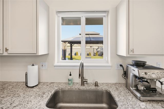 1101 E Hayden Drive, Moses Lake, WA 98837