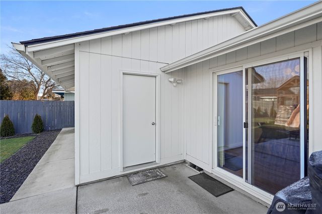 1101 E Hayden Drive, Moses Lake, WA 98837