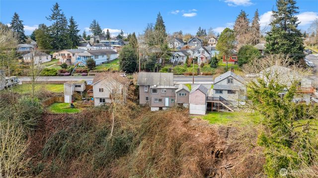 2113 E grand Avenue, Everett, WA 98201